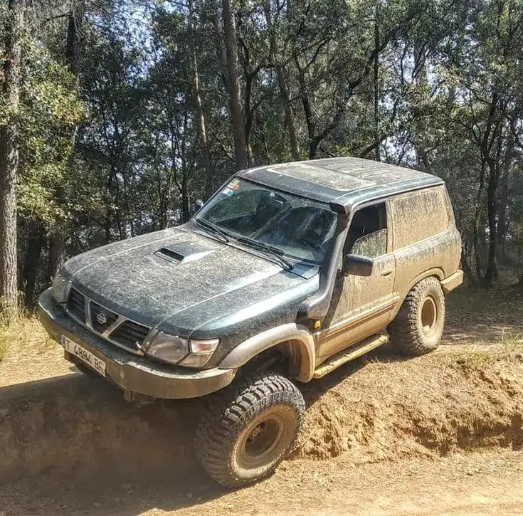 BMW M57 Engine with ZF 8HP Transmission Swap into Nissan Patrol Y60/Y61 – Modern Technology Meets Legendary Off-Roader