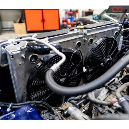Dyfuzor aluminiowej chłodnicy płynu Nissan Patrol Y61