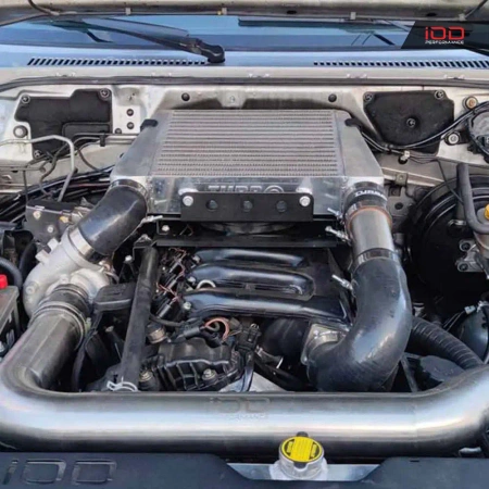 Support Supérieur d'Intercooler BMW - Nissan Patrol Y61