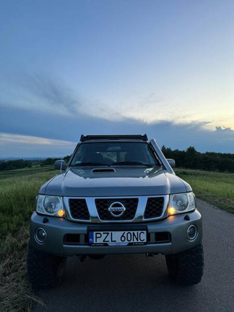 Rack de teto em alumínio para Nissan Patrol Y61 + LED Lights