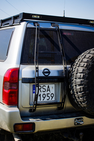 Rear door ladder Nissan Patrol Y61 GU